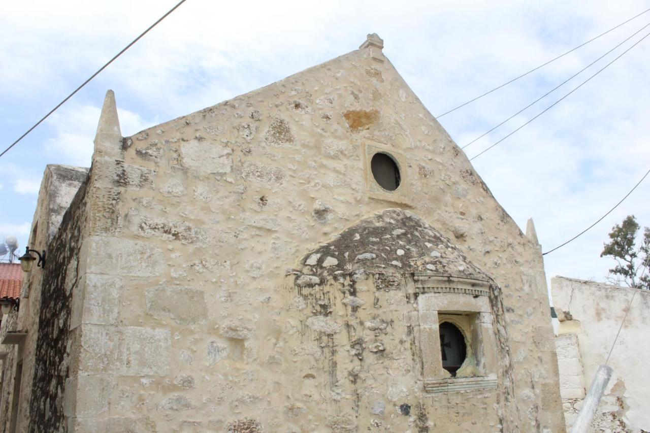 Piedra Residence Pigí Екстериор снимка